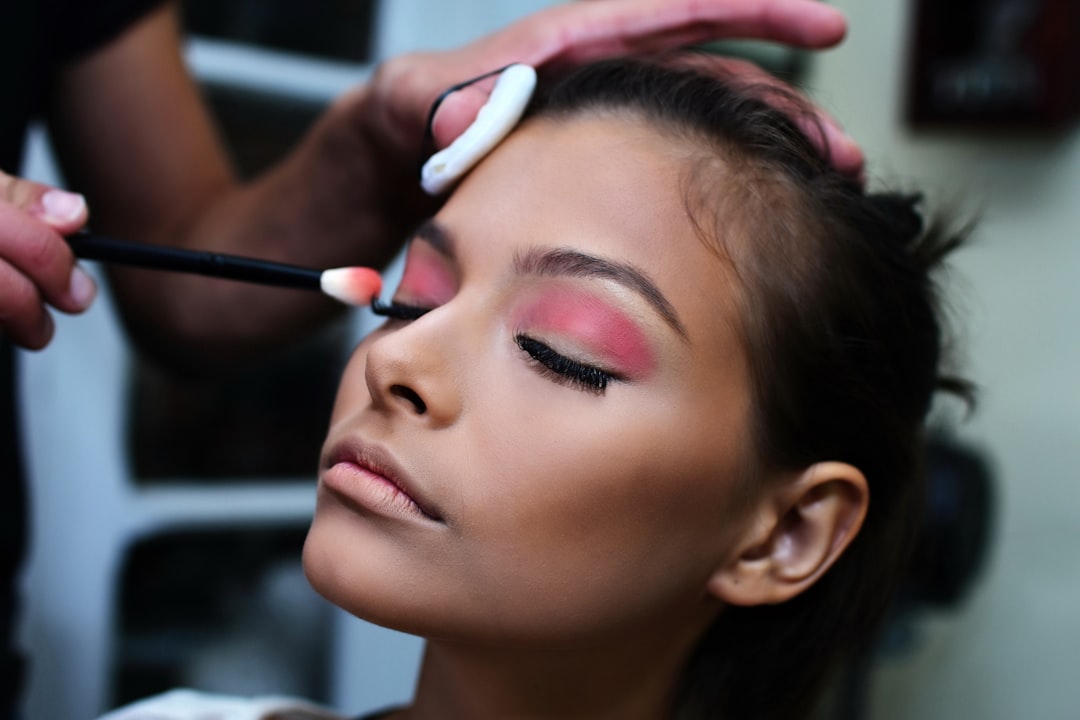 Step-by-Step Tutorial for Creating a Stunning Smoky Eye Step-by-Step Tutorial for Creating a Stunning Smoky Eye